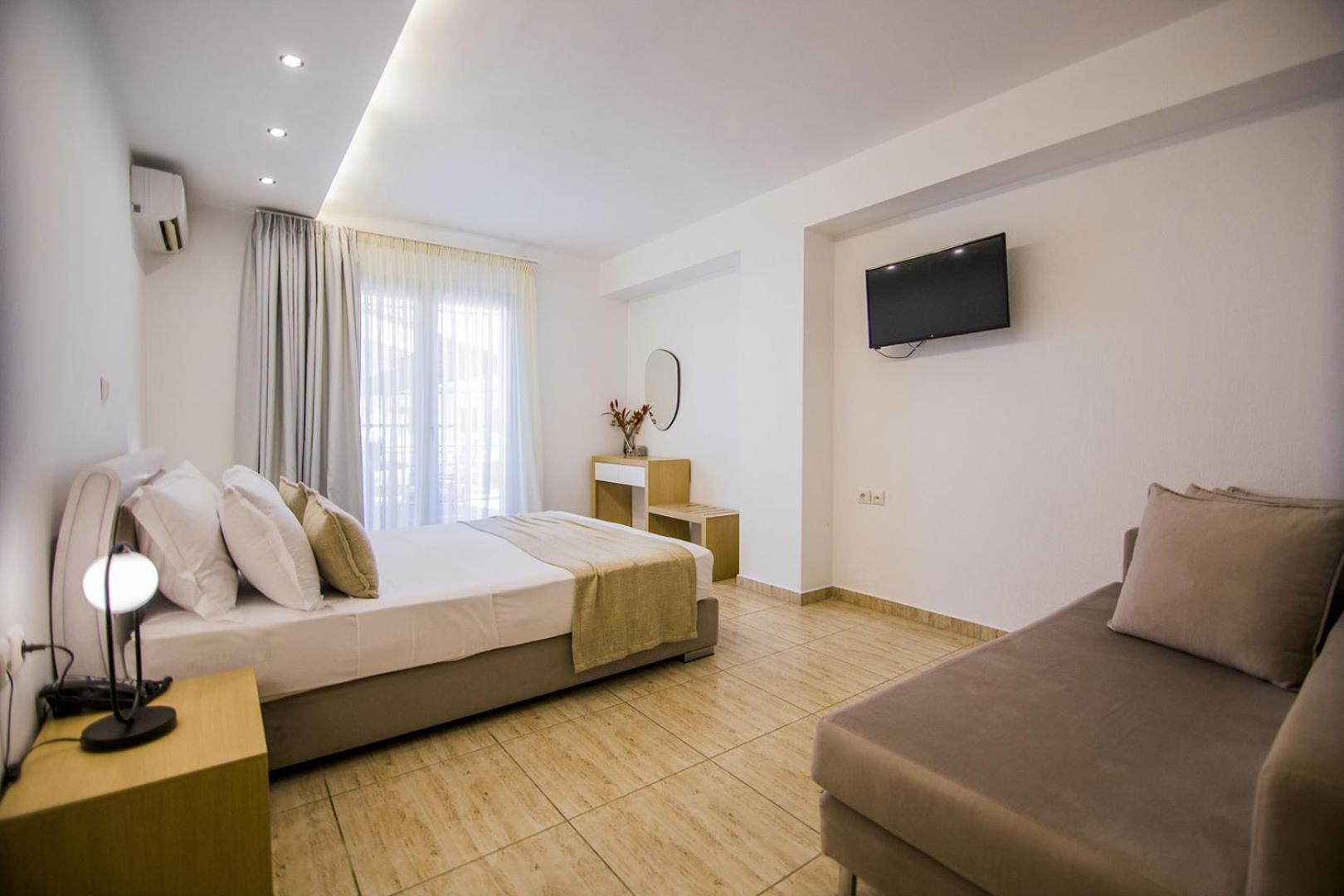 Kasta Beach Hotel Ofrinion Luaran gambar