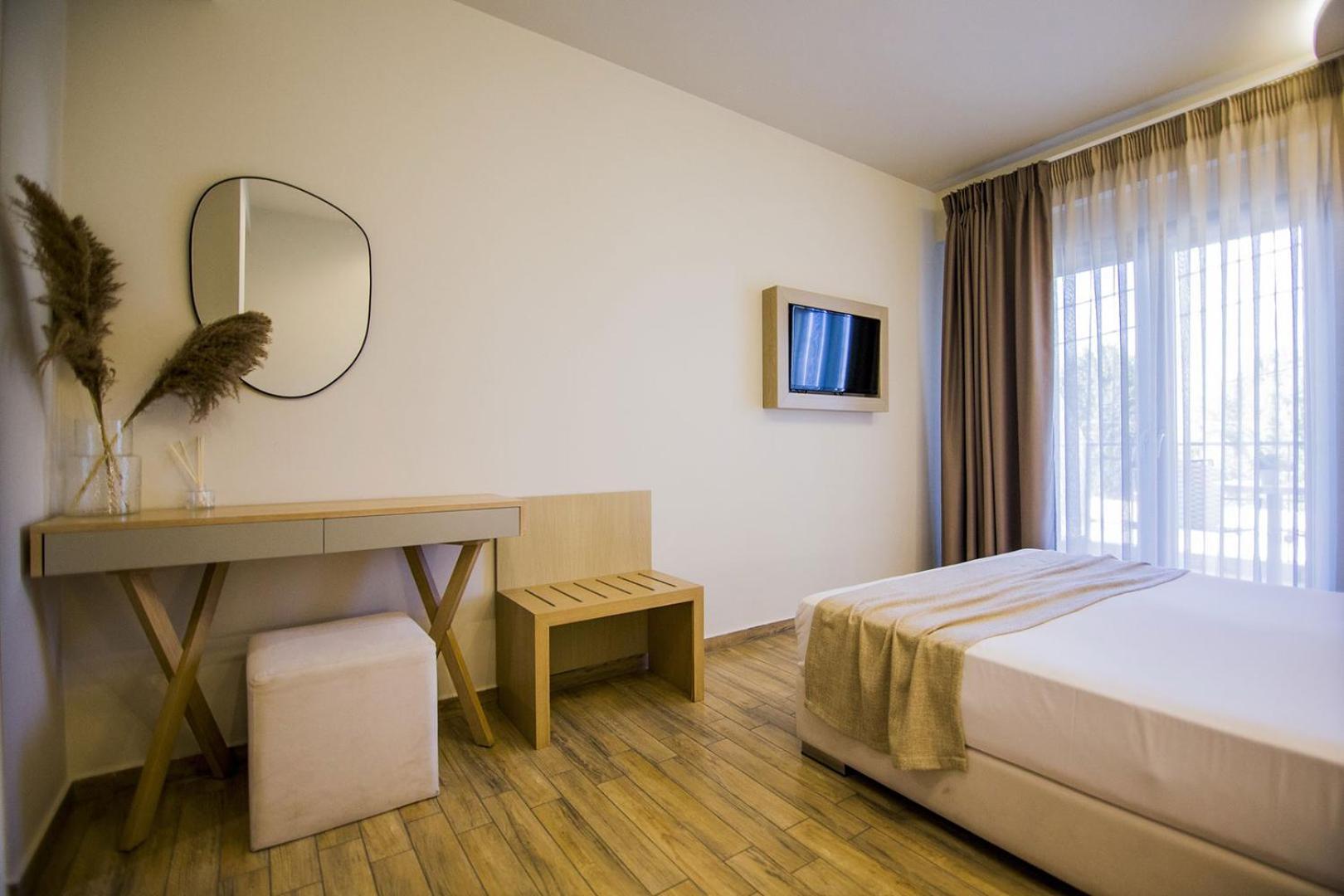 Kasta Beach Hotel Ofrinion Luaran gambar